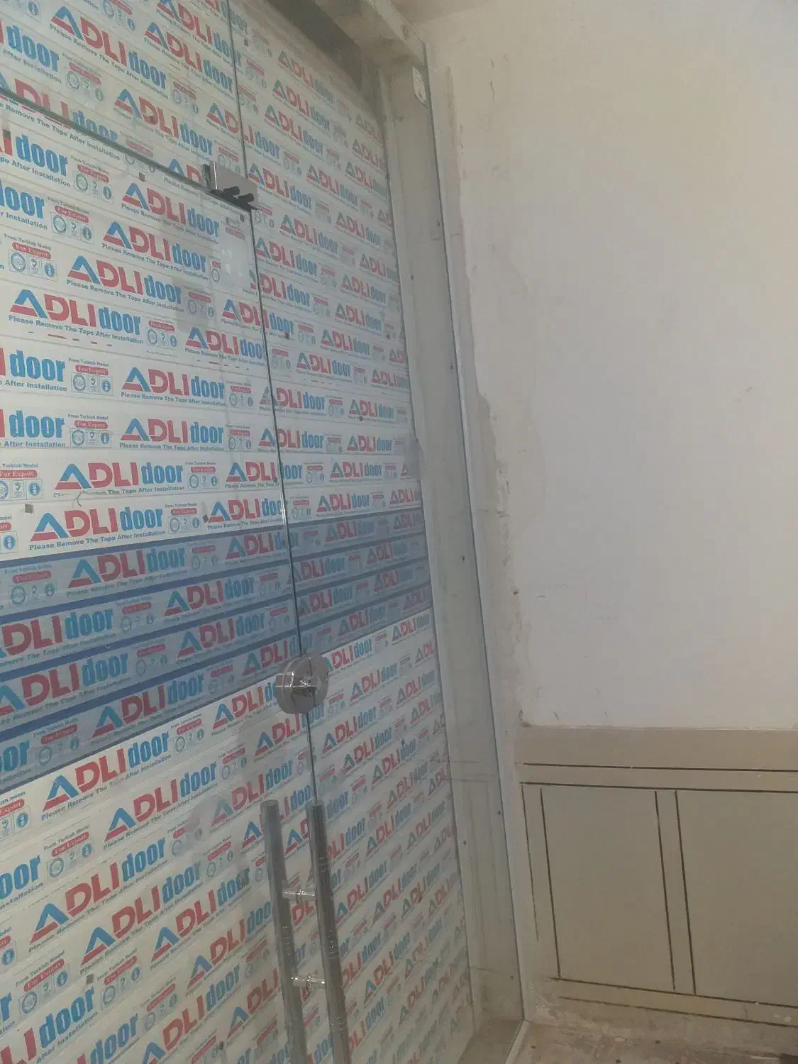 درب کرکره و درب سکوریت|مصالح و تجهیزات ساختمان|سوسنگرد, |دیوار