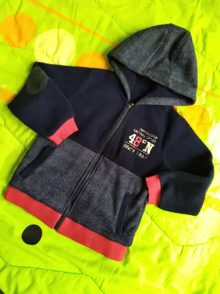 سویشرت پسرانه|کفش و لباس بچه|قم, سالاریه|دیوار