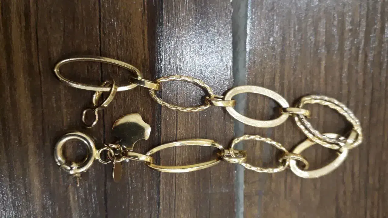 دسبند طلا اطراف میدان انقلاب گم شده|اشیا|زنجان, |دیوار