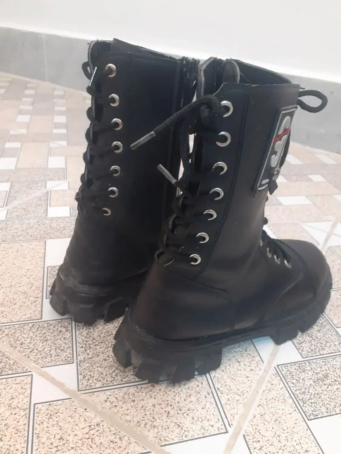 بوت سایز ۳۶|کفش و لباس بچه|دورود, |دیوار