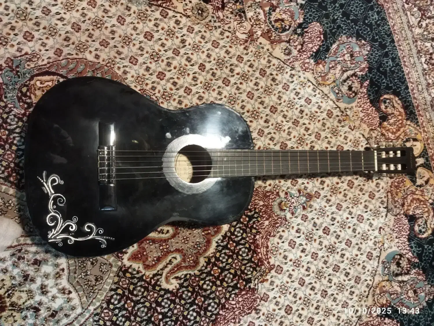 گیتار ماکسین.در حد نو|گیتار، بیس، امپلیفایر|لنگرود, |دیوار