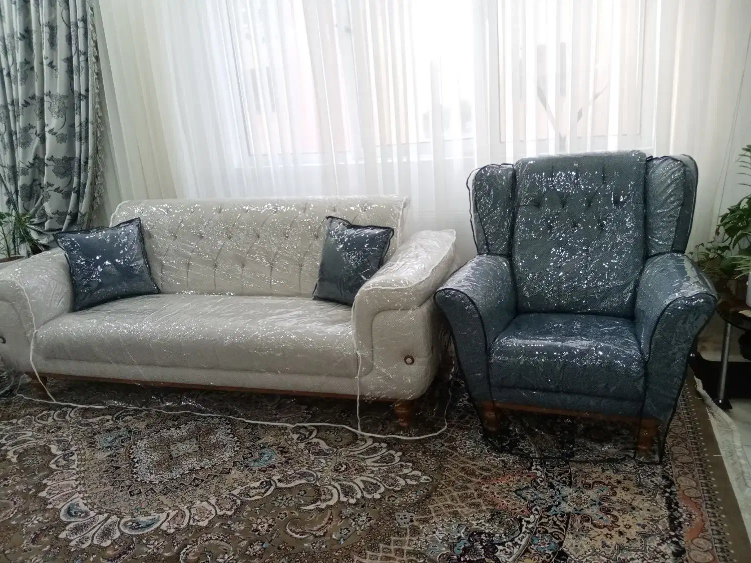 دوزنده کاور مبل|مبلمان خانگی و میز عسلی|بیرجند, |دیوار