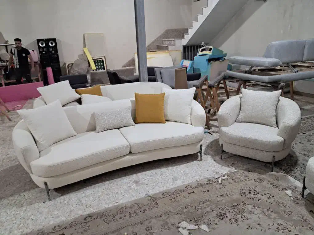 تنوع از کلاسیک تا مدرن++سلیقه همه مشتری‌ها|مبلمان خانگی و میز عسلی|رشت, شهرک قدس|دیوار