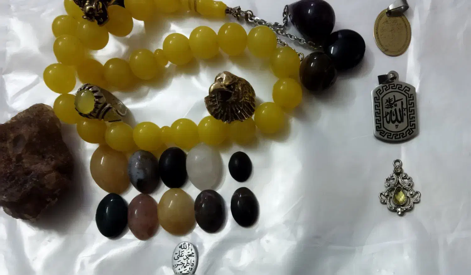 نگین معدنی اصل|کلکسیون اشیاء عتیقه|یزد, |دیوار