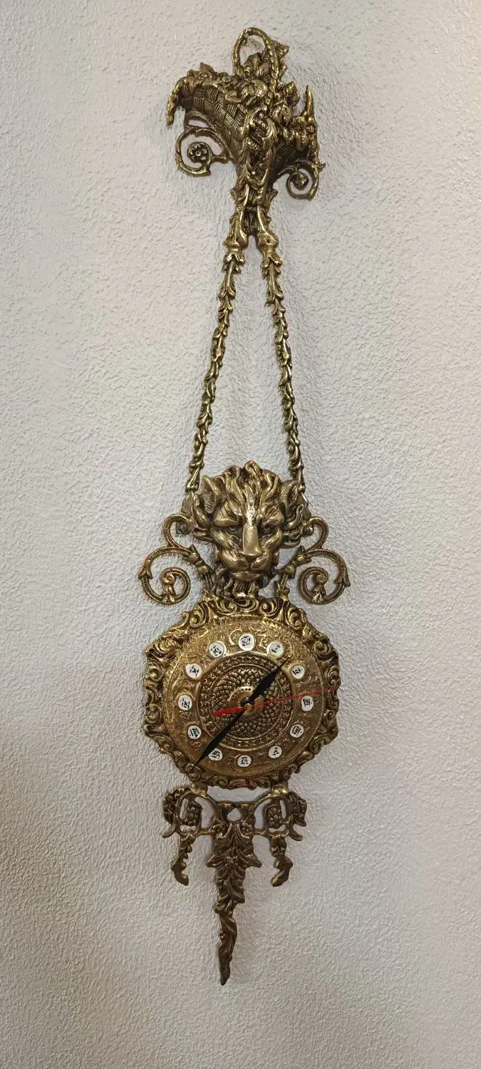 ساعت دیواری برنزی|ساعت دیواری و تزئینی|شاهین‌شهر, خانه کارگر|دیوار