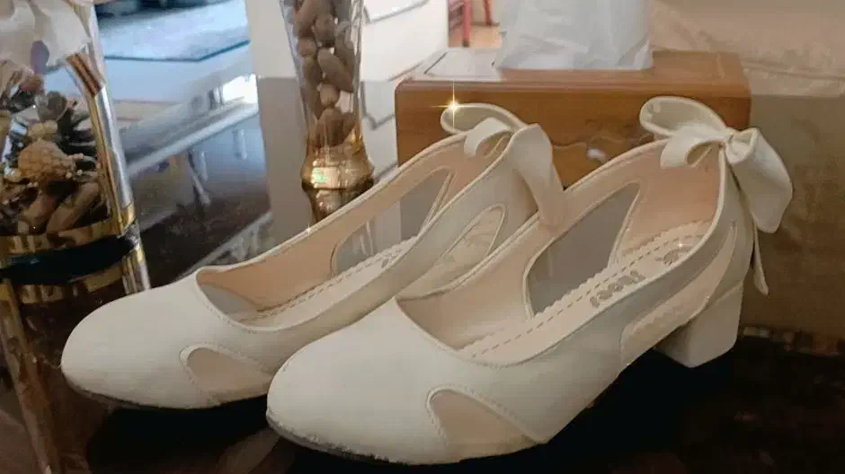 تعدادی کفش اورجینال دخترانه مناسب سایز 36تا38|کیف، کفش، کمربند|تهران, باغ فیض|دیوار