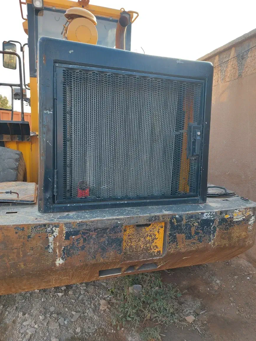 یک عدد لودر به صورت اجاره داده میشود|خودرو اجارهای|سنگان, |دیوار