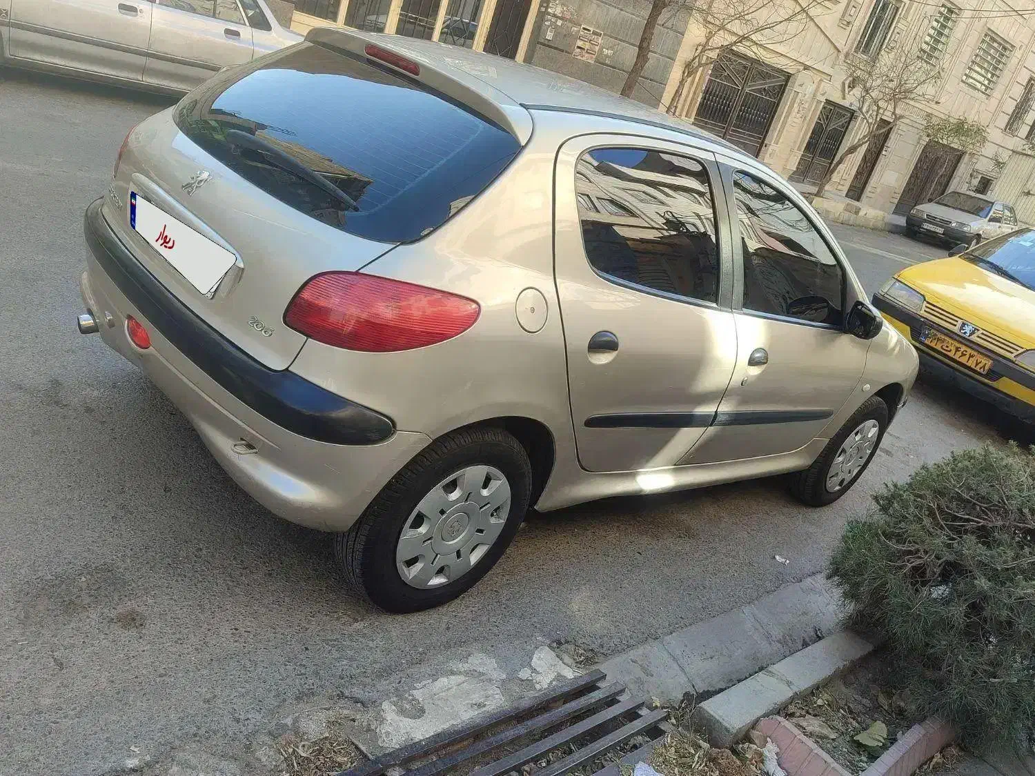 ۲۰۶بژ مدل ۸۳|خودرو سواری و وانت|اسلامشهر, مطهری|دیوار