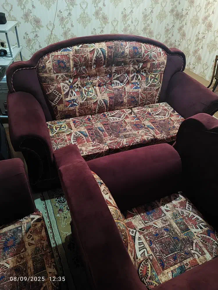 مبل در حد نو|مبلمان خانگی و میز عسلی|ایلام, |دیوار