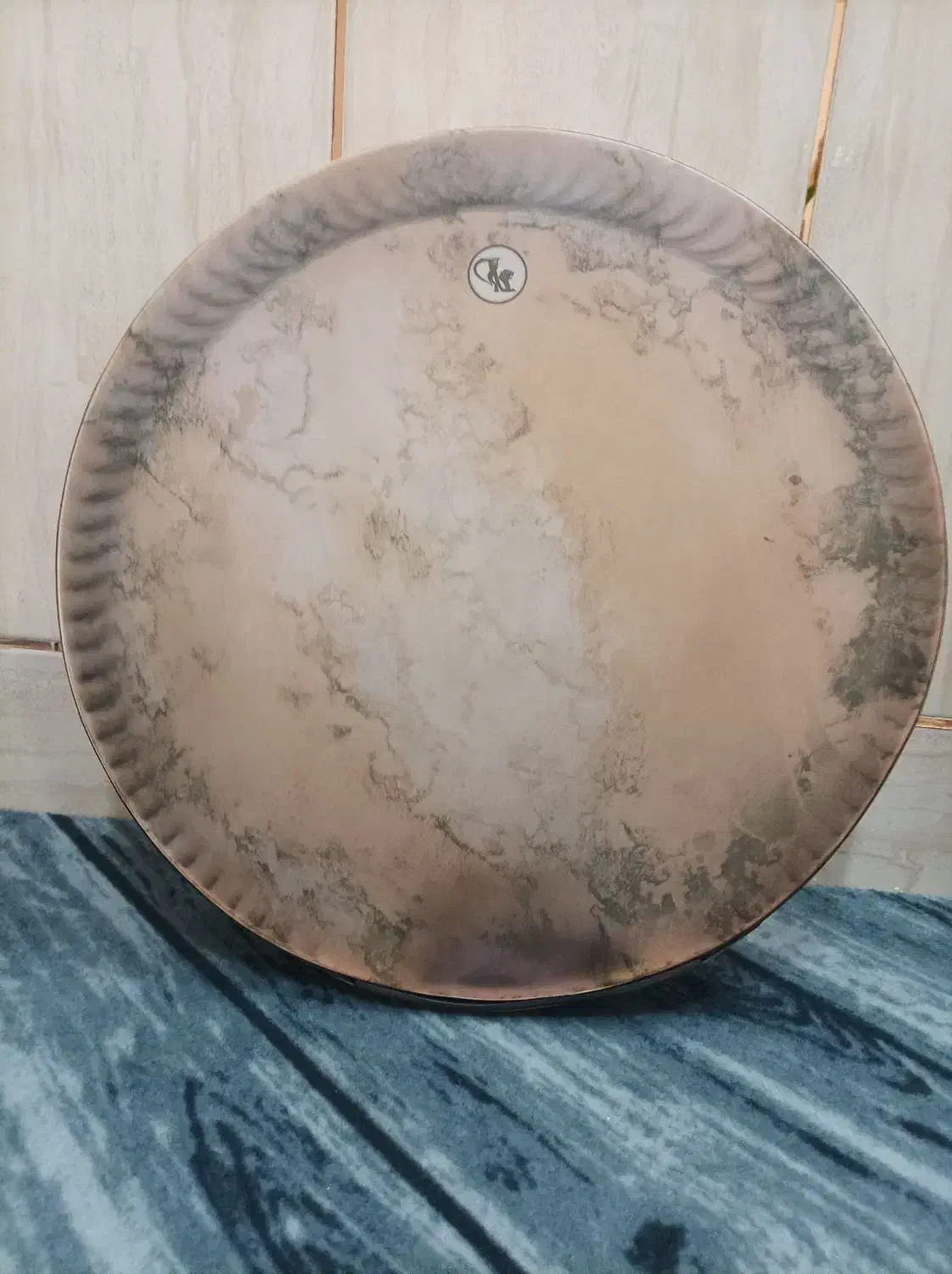 دف پارسیان|سازهای سنتی|پیر بکران, |دیوار