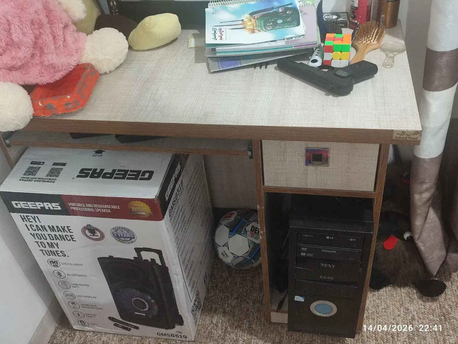 میز|میز تحریر و کامپیوتر|برازجان, |دیوار