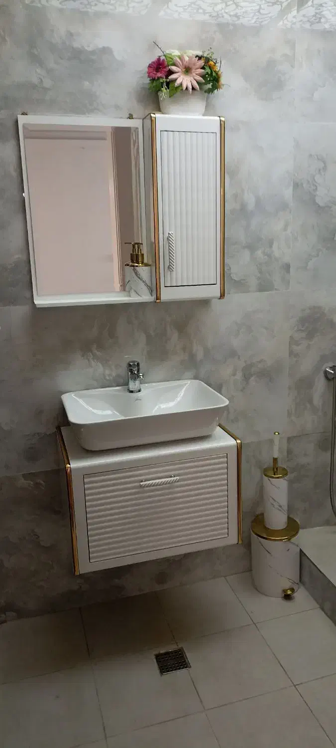 لوله کشی آب ونصب شیرآلات وخرده کاری|خدمات پیشه و مهارت|قم, نیروگاه|دیوار