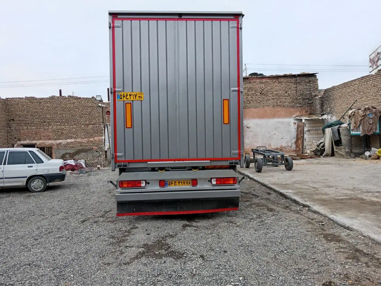 به یک جوشکارماهریانیمه ماهر|استخدام صنعتی، فنی، مهندسی|سبزوار, کهنه آب|دیوار