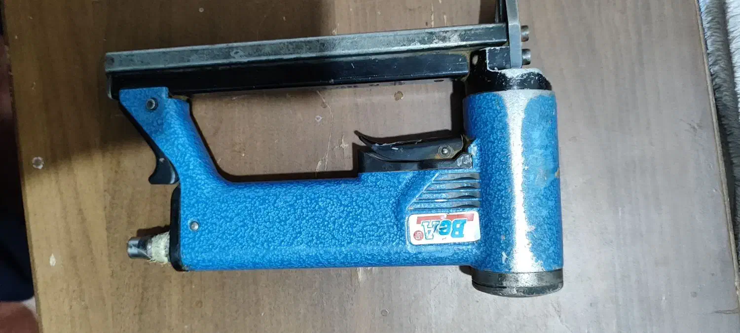 منگنه و میخکوب|ابزارآلات|ازنا, |دیوار