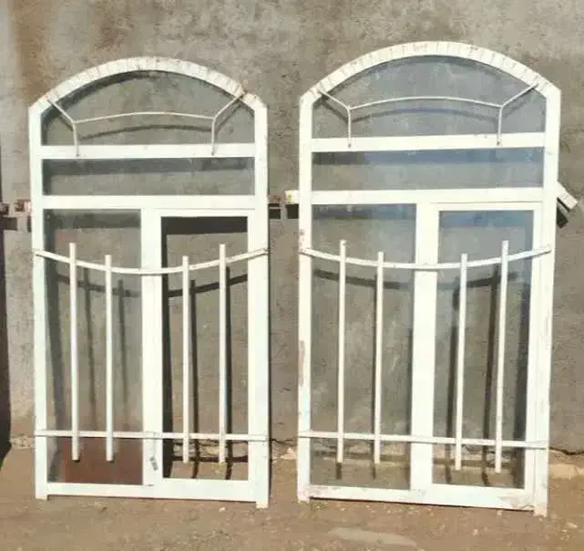 ۲ جفت پنجره با شیشه|مصالح و تجهیزات ساختمان|ساوه, |دیوار
