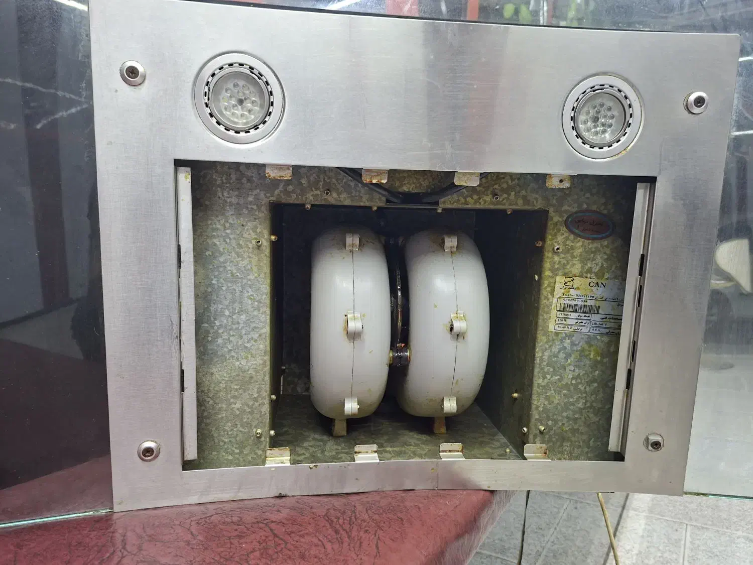 هود کن|هود|گرگان, |دیوار