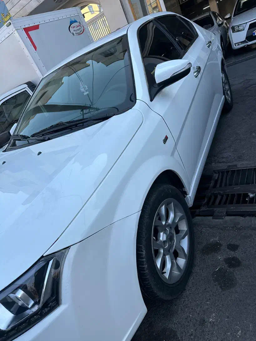 دنا پلاس ۱۴۰۱ اتومات|خودرو سواری و وانت|تبریز, |دیوار