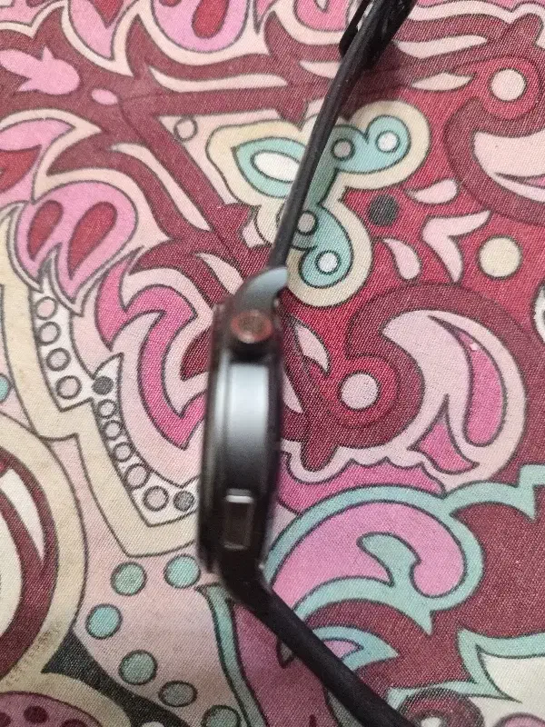 ساعت هوشمند - فقط معاوضه|ساعت|رشت, پیرسرا|دیوار