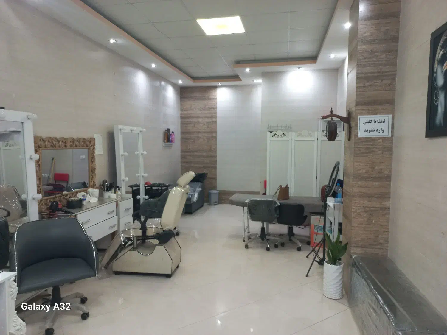 فروش مغازه ۳۹ متری با مالکیت خ دشتستانی|فروش مغازه و غرفه|آستانه اشرفیه, |دیوار