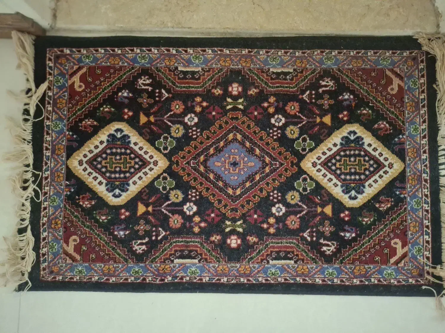 فرش پادری|پادری|کرج, عظیمیه|دیوار