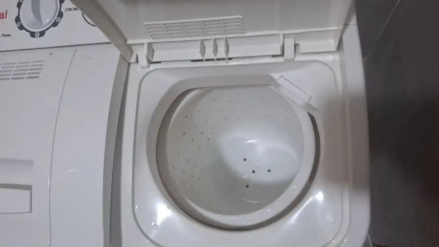 لباسشویی ۳ نیم کیلویی|ماشین لباسشویی و خشککن لباس|رشت, ساغری سازان|دیوار