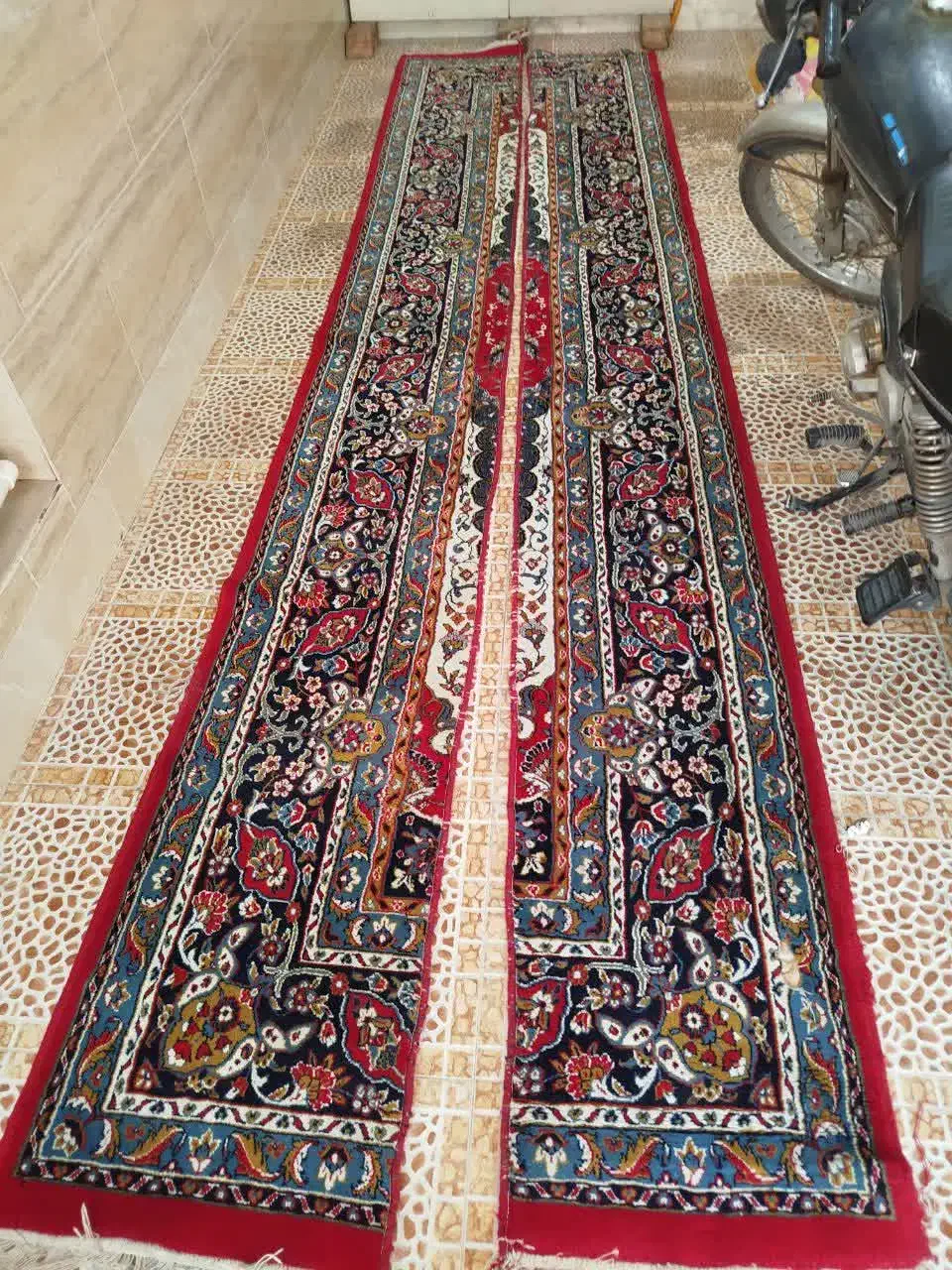 کناره فرش|فرش|کاشان, فاز ۲ ناجی آباد|دیوار