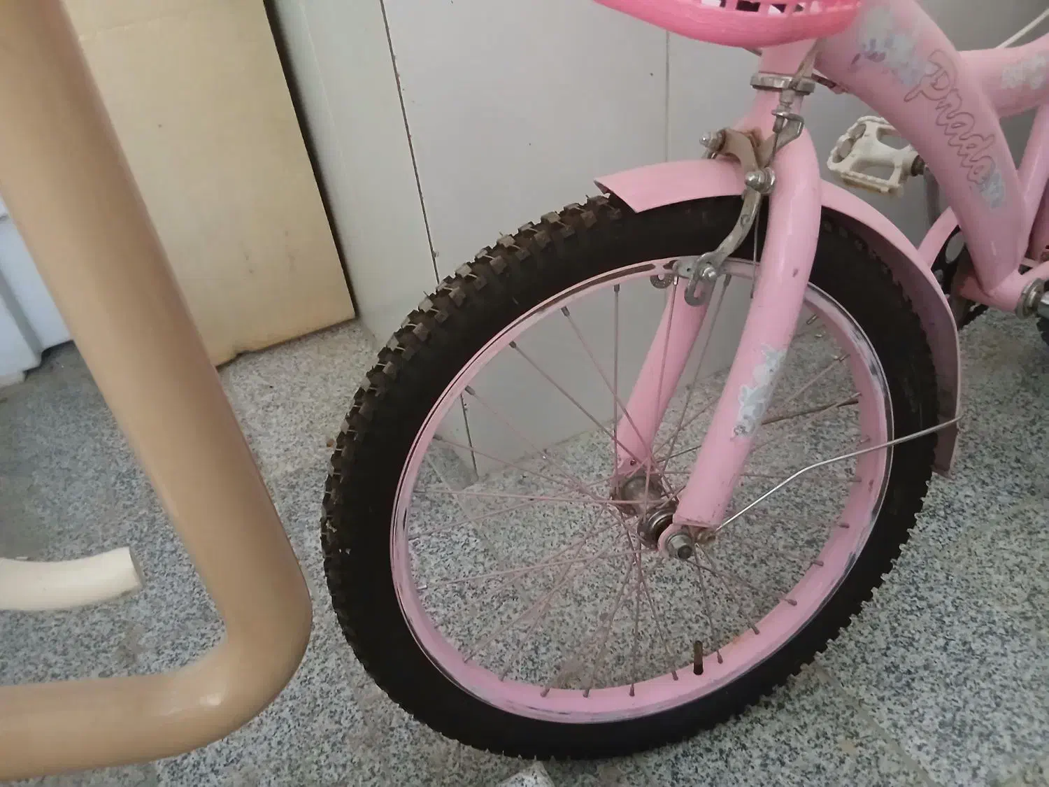 دوچرخه صورتی دخترانه|دوچرخه، اسکیت، اسکوتر|اصفهان, باغ فدک|دیوار