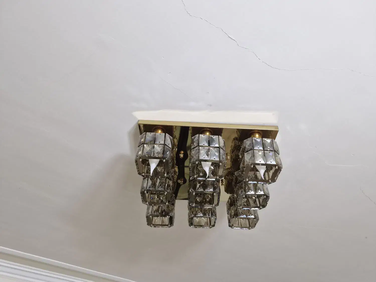 لوستر|لوستر و چراغ آویز|سبزوار, قائم|دیوار