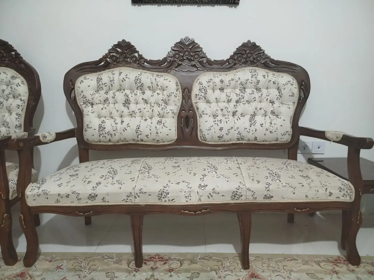 مبل ۶ نفره و گنجه(ویترین) و نهارخوری ۶نفره|مبلمان خانگی و میز عسلی|گلبهار, شهر جدید گلبهار|دیوار