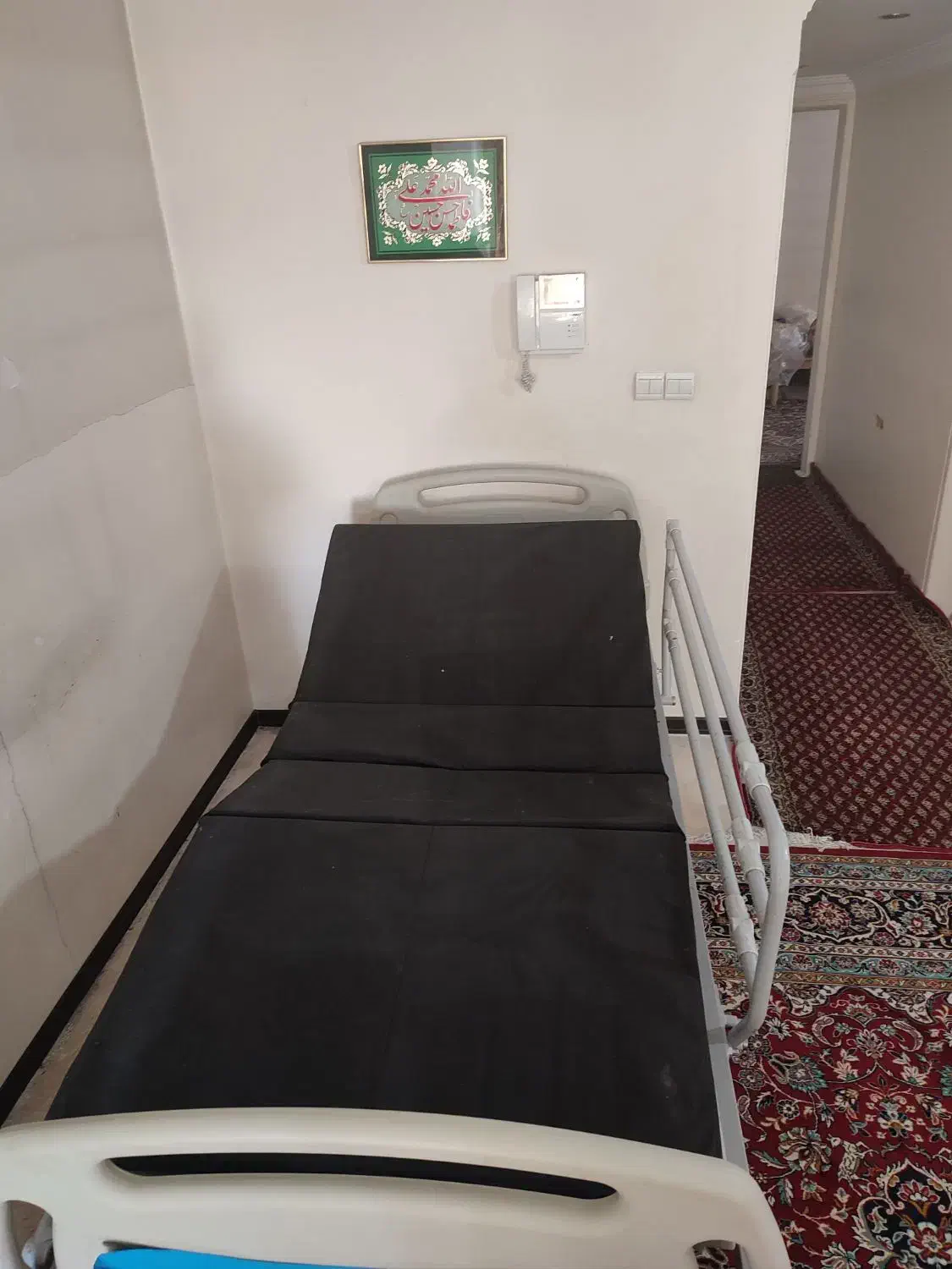 تخت بیمارستانی در حد نو و سالم|آرایشی، بهداشتی، درمانی|تهران, نارمک|دیوار