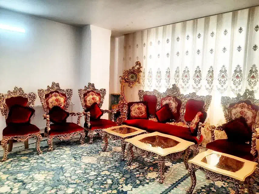 مبلمان ۹ نفره استیل در حدنو سلطنتی با میز عسلی|مبلمان خانگی و میز عسلی|قم, هنرستان|دیوار