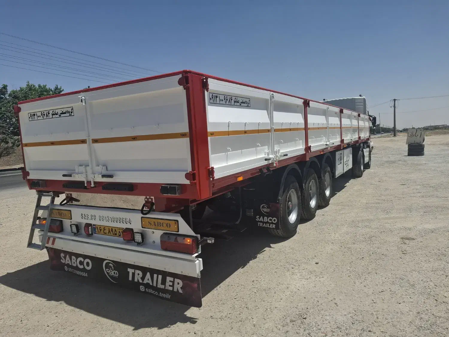 استخدام نقاش تریلی|استخدام صنعتی، فنی، مهندسی|اصفهان, محمودآباد|دیوار