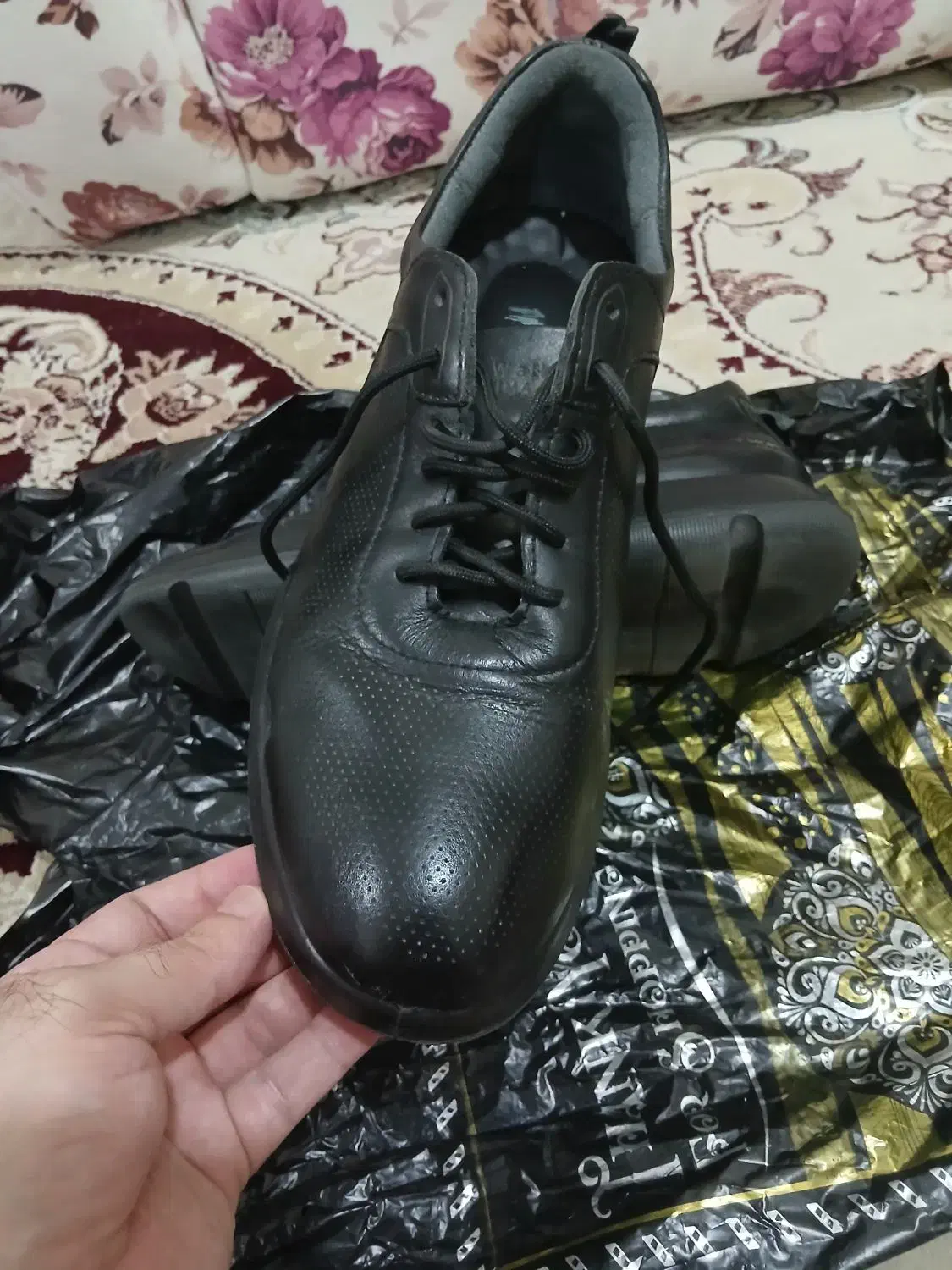 کفش تمام چرم و کفی طبی سایز ۴۵|کیف، کفش، کمربند|پرند, فاز ۶|دیوار