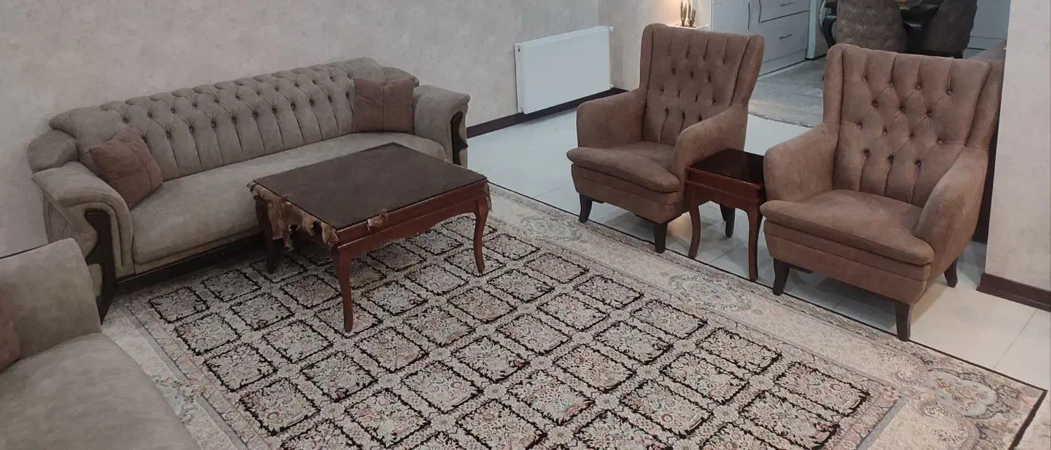 یک دست مبل چستر|مبلمان خانگی و میز عسلی|قرچک, میرزائی شمالی|دیوار