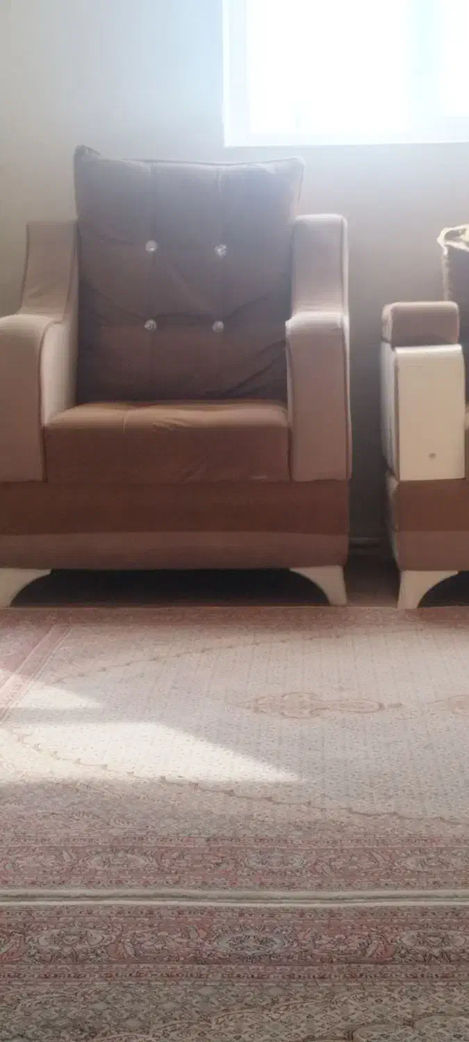 فروش مبل راحتی خیلی بادوام و محکم|مبلمان خانگی و میز عسلی|ماکو, |دیوار