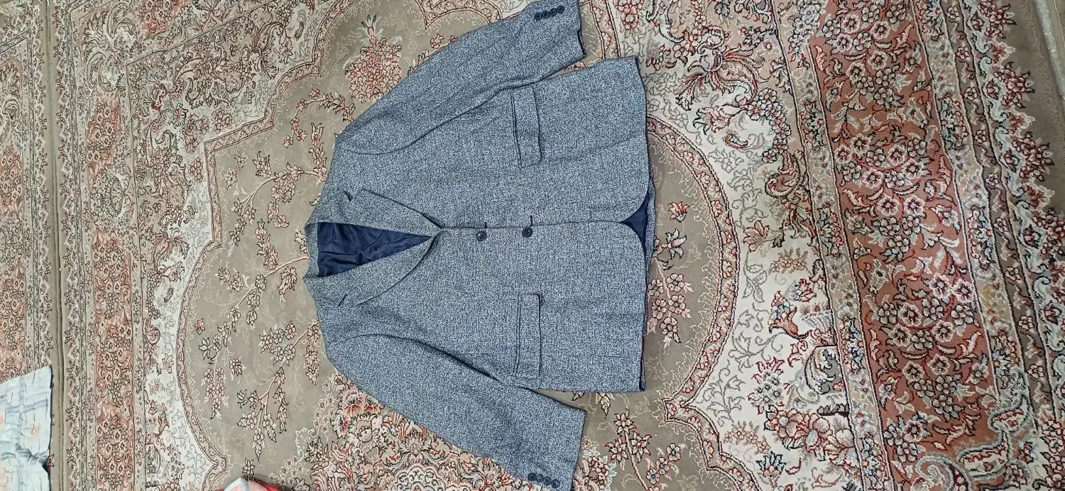 کت در حد نو|لباس|چهارباغ, |دیوار