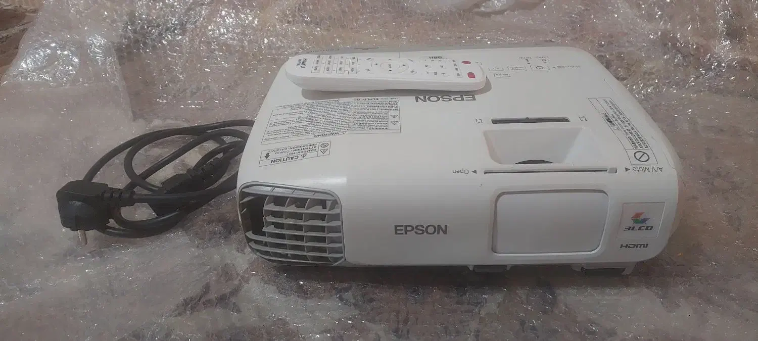 پروژکتور اپسون|تلویزیون و پروژکتور|گلستان (تهران), |دیوار