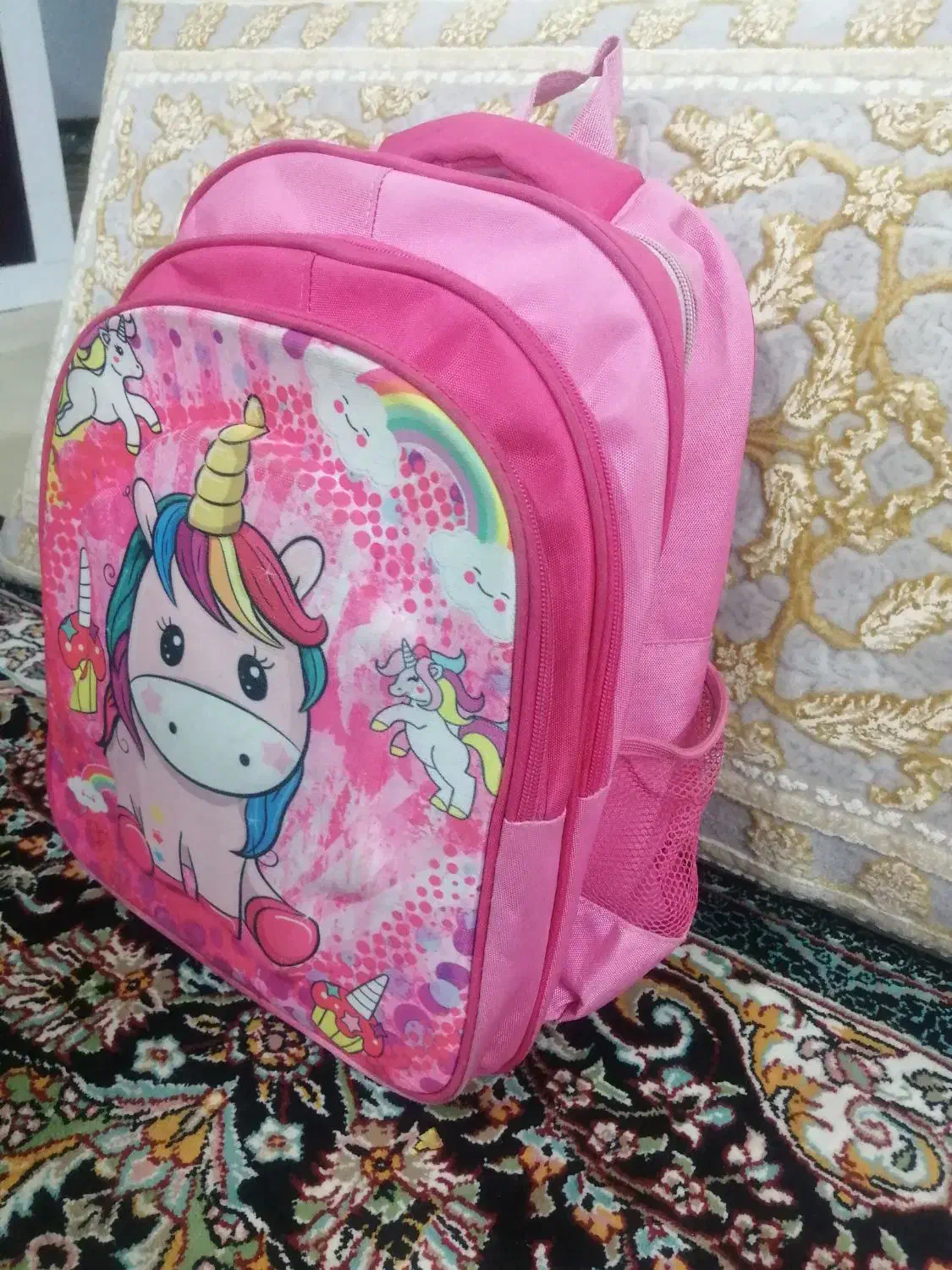 کیف مدرسه دخترانه نو|کیف، کفش، کمربند|گلبهار, شهر جدید گلبهار|دیوار