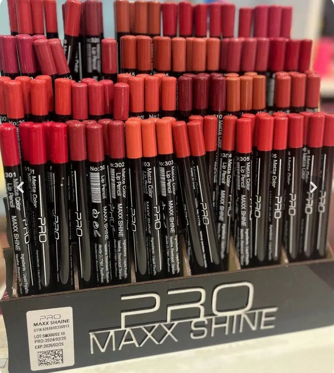 انواع وسایل ارایش به علت جمع آوری مغازه در کمیجان|آرایشی، بهداشتی، درمانی|کمیجان, |دیوار