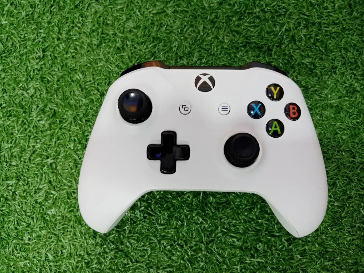 دسته اورجینال ایکس باکس وان و سری اس و ایکس|کنسول، بازی ویدئویی و آنلاین|قائمشهر, |دیوار