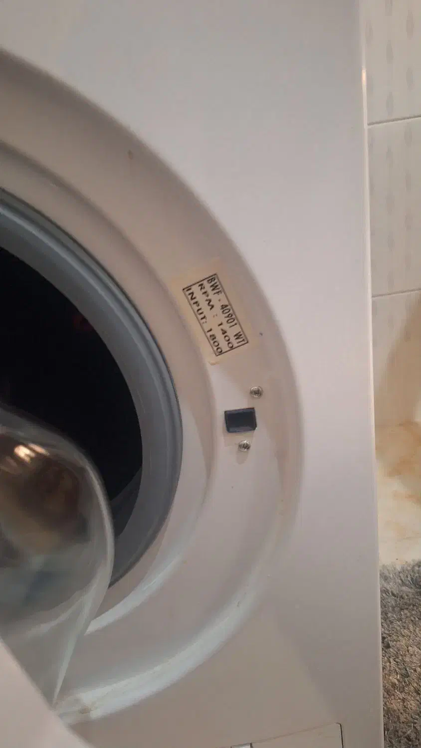 ماشین لباسشویی 9کیلویی پاکشوما|ماشین لباسشویی و خشک‌کن لباس|قم, قلعه یزدیها|دیوار