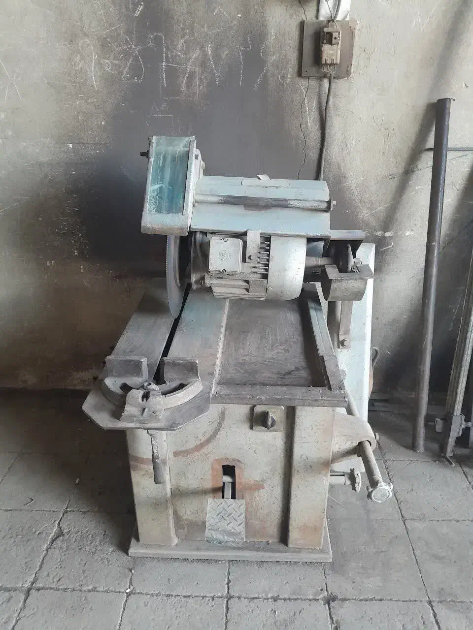 کلیه لوازم درب و پنجره سازی و جوشکاری|ابزارآلات|خمین, |دیوار