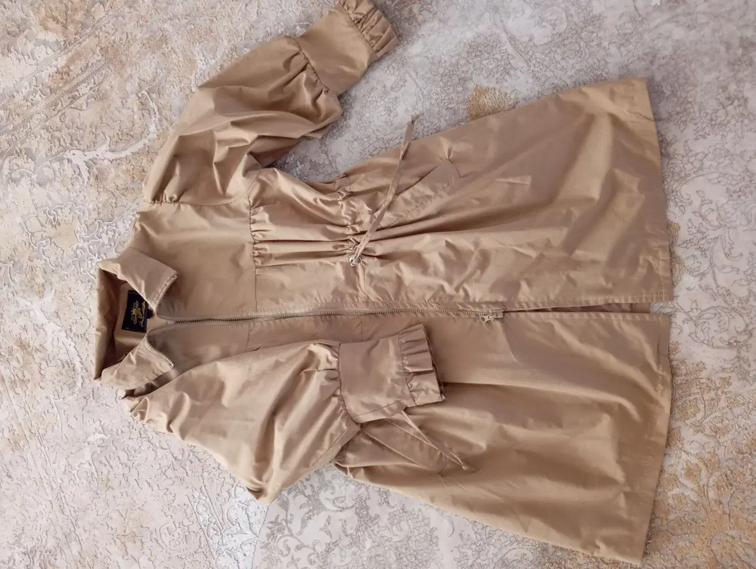 بارانی نو|لباس|خوی, |دیوار