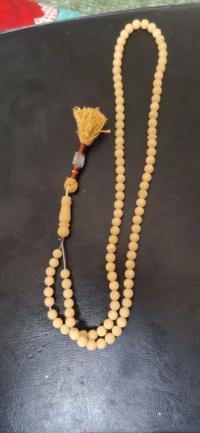 کهربای زرد|کلکسیون اشیاء عتیقه|گوگان, |دیوار