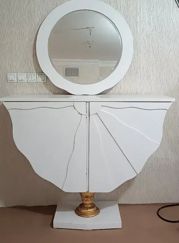 آیینه و کنسول|بوفه، ویترین، کنسول|مشهد, حسینآباد|دیوار