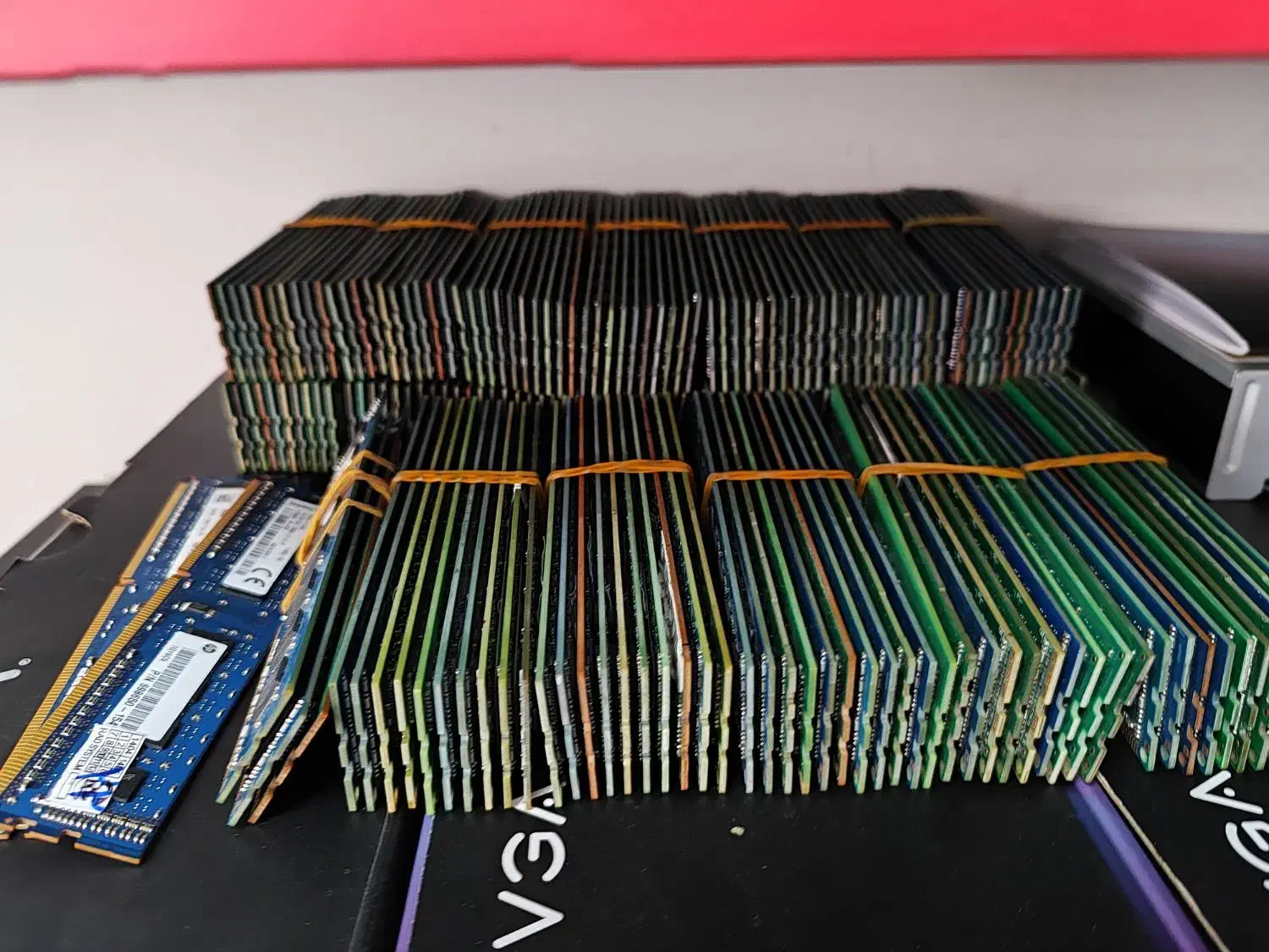 رم 4 گیگ ddr3 دو بر چیپ|قطعات و لوازم جانبی رایانه|تهران, فلسطین (میدان انقلاب)|دیوار