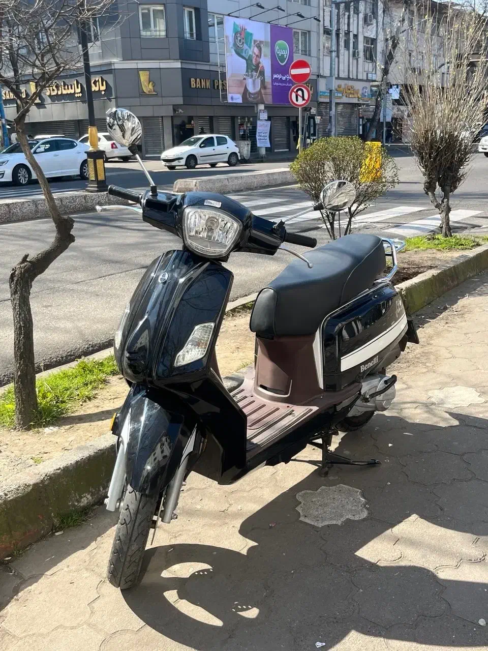 موتور بنلی|موتورسیکلت|رشت, پیله داربن|دیوار