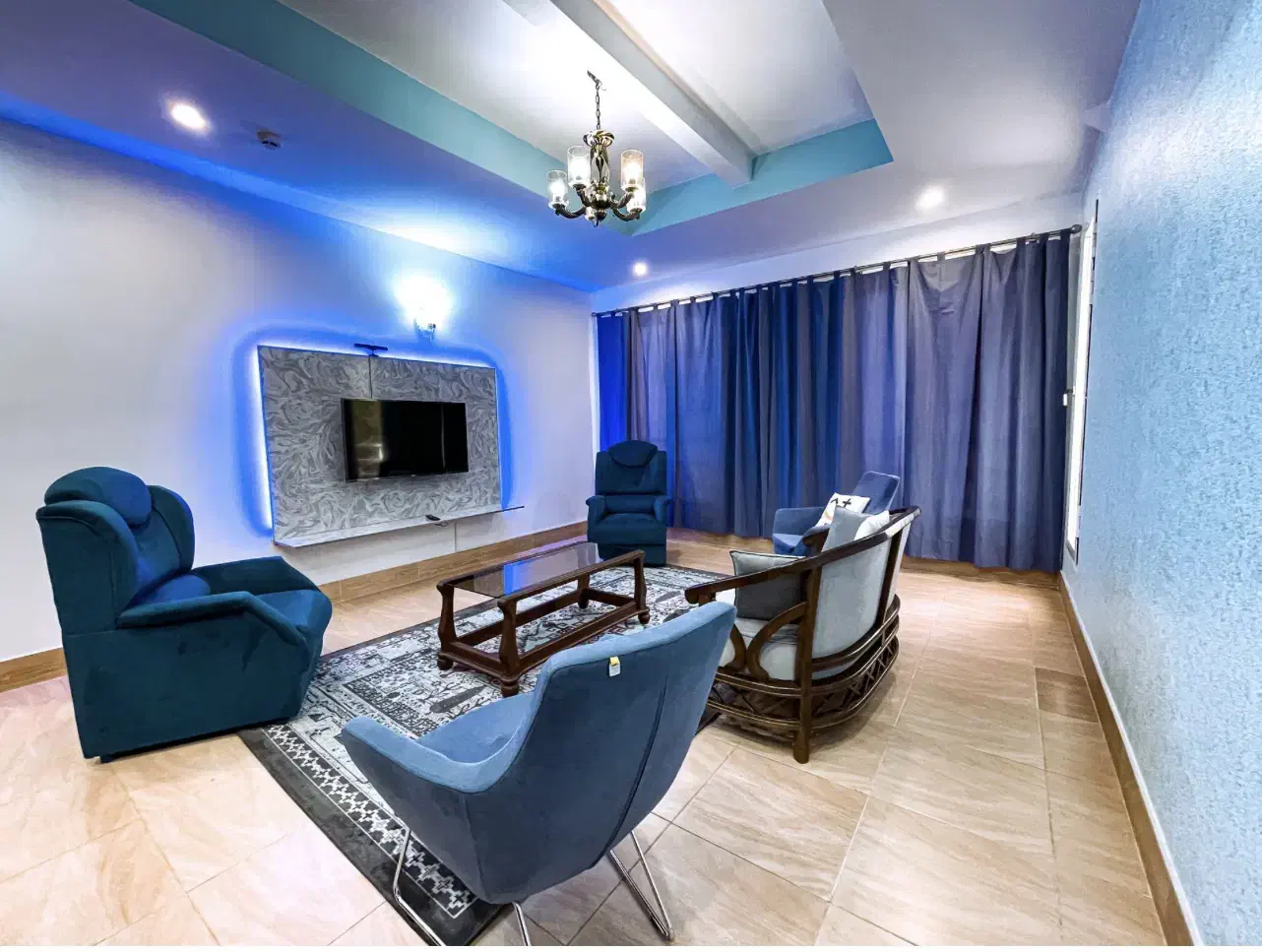 اجاره روزانه واحد تک خواب تمیز نزدیک دریاچه چیتگر|اجارهٔ کوتاه‌مدت آپارتمان و سوئیت|تهران, چیتگر شمالی|دیوار