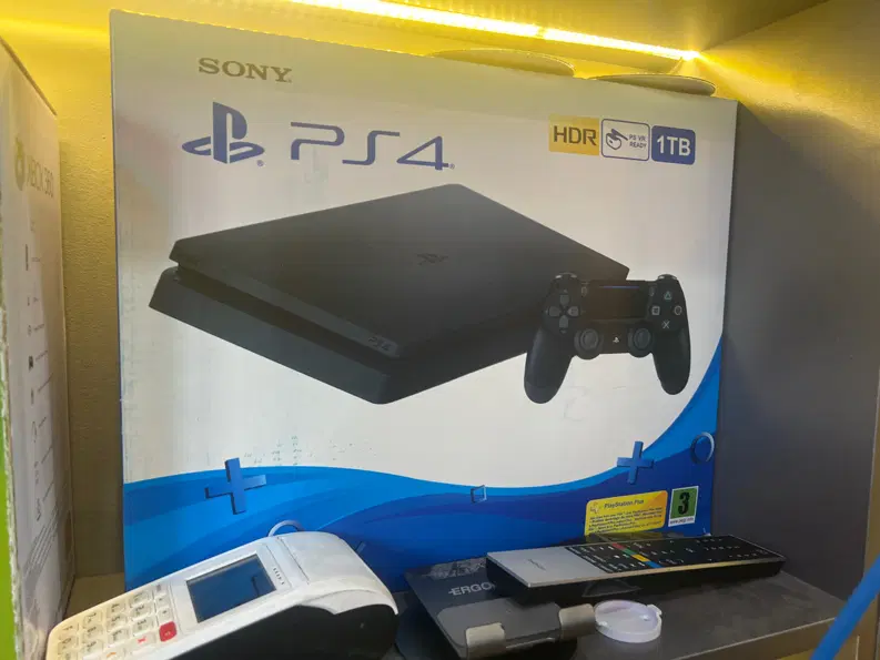 Ps4 slim 1 tra copies|کنسول، بازی ویدئویی و آنلاین|اردبیل, |دیوار