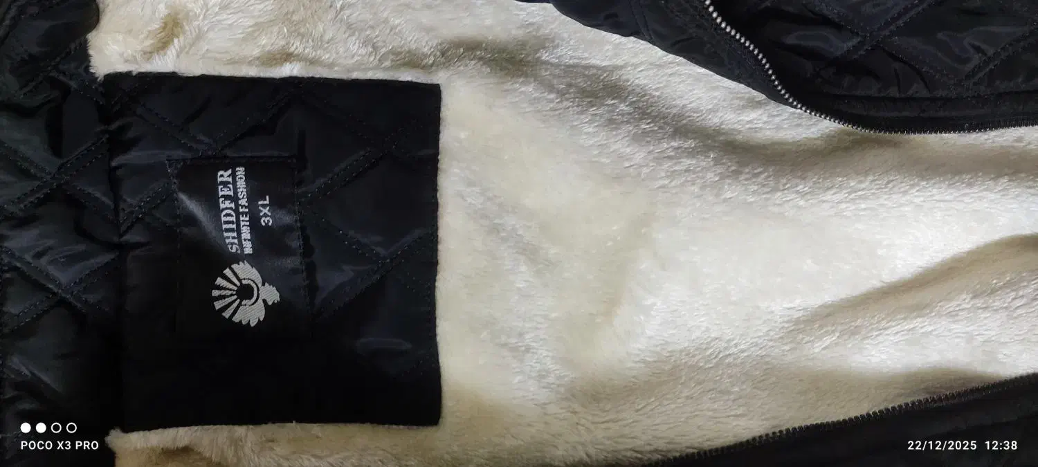 کاپشن|لباس|عباسآباد, |دیوار